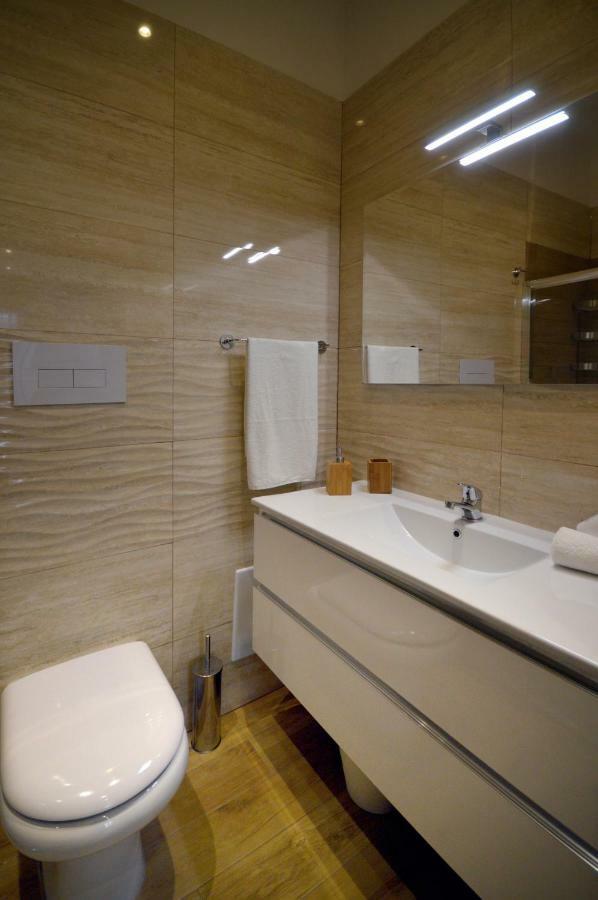 Alexandra Exclusive Apartment Неаполь Экстерьер фото